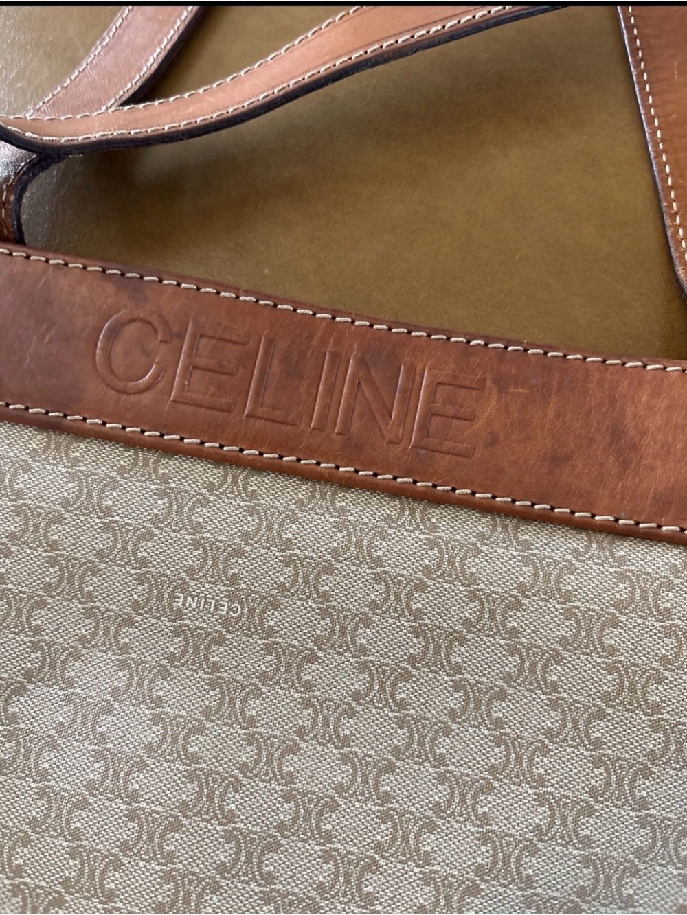 CELINE Vintage Large Celine Triomphe PVC And Leather Tote - Picture 2 of 13
